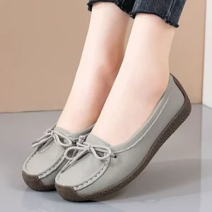 661 Factory New Foreign Trade Women’s Shoes Soft Soled Bean Shoes One Foot Stepping Mother Shoes ultra Light Casual Flat Shoes