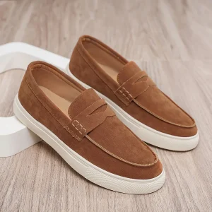 Autumn Men’s Slip-On Casual Loafers Preppy Style Fashionable British Loafers Breathable Non-Slip Faux Leather