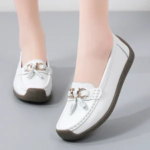 Autumn Winter Women’s Flats Beanie Shoes Large Size Fashionable Versatile Loafers Breathable Mom Shoes