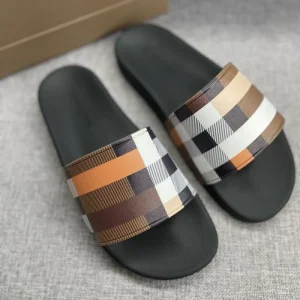 Best selling Slippers Men’s slippers Women’s slippers
