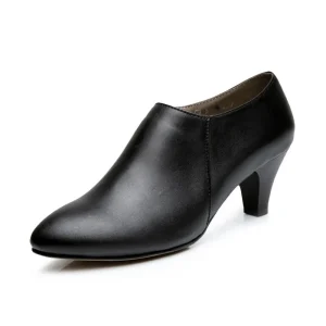 Black Cow Genuine Leather Women’s Anti-Slip Professional Work Shoes for Hotel Bank Staff Modern Factory Winter
