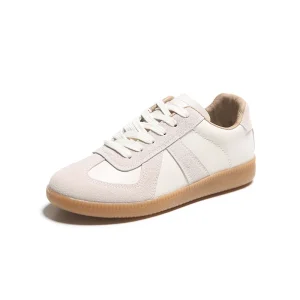 Campus-style Casual Women’s Sports Shoes Thick-soled Front Lacing Comfortable Walking Shoes with Multiple Color Options
