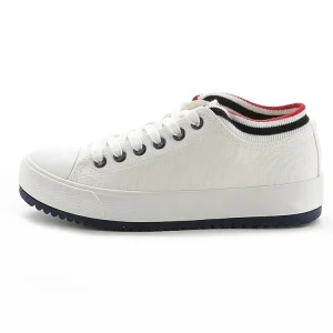 Casual Shoes White Low Top Flats Breathable Versatile Women’s Canvas Shoes for Students