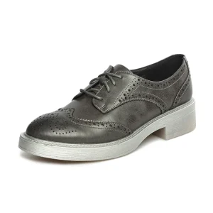 China Shoe Supplier Modern Formal Leather Brogue Flat Perforated Wingtip Women Oxford Shoes