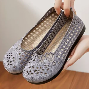 Chinese Style Mesh Woven Crocheted Hollow Out Breathable Flat Canvas Slip On Comfortable Walking Women’s Loafers