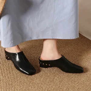 Classic Sheepskin Closed Toe Mules For Women Slip On Anti Slip Breathable Soft Comfortable Flat Shoes For Everyday Use