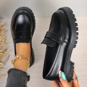Classic Women’s Low Top Loafers Solid Black Slip-On Walking Shoes Comfortable Breathable Light Weight for Winter Season