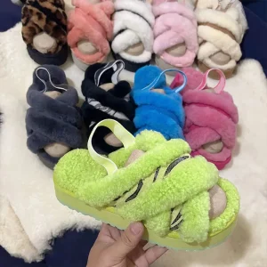 Colorful Indoor and Outdoor Non-slip Warm Fluffy Weight Home Ugly Slipper Women Height Increasing Shoes with Custom Logo