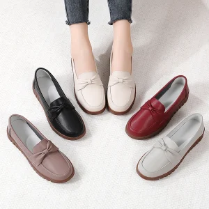 Comfortable Pea Design Flat Shoes Soft Non-Slip Slip-On Casual All-Match Style Autumn Leather Large Size Fashion Trend Bow OEM