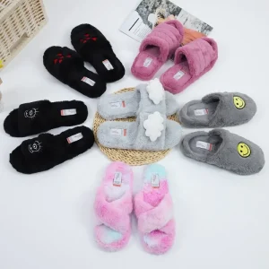 Comfortable Women’s Winter Autumn Indoor Flurry Warm Sandals Fluffy Faux Fur Upper Curly Slide Design Lightweight