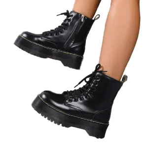Couple New Trend High Top Retro Wild Leather Boots Sizes 35 44 Winter Climbing Shoes with Thick Sole Men’s & Women’s Ankle Boot