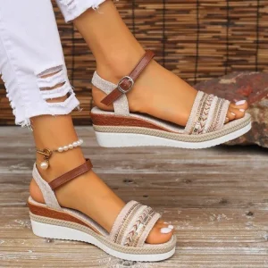 Cross Border New Plus Size High Heeled Shoes Comfortable Summer Wedge Platform Buckle Design Flash Rhinestone Outdoor