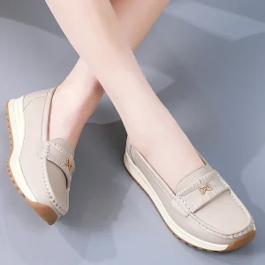Cross-Border Women’s Genuine Leather Loafers Shallow Breathable Slip-On Flat Non-Slip Mom Shoes Autumn Fashion Trend Mixed