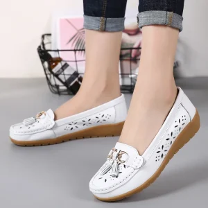 Cross-Border Women’s Large Size Genuine Leather Flat Shoes Summer Nurse Loafers Slip-On Toe TPR Outsole Fashion