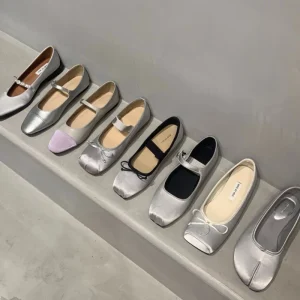 Custom Designs High Quality Ladies Ballet Shoes Slip Toe Casual Mary Jane Silver Low Heel Women’s Shoes Flat Shoes