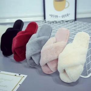 Custom Fashion Simple Home Soft Bottom Plush Pantoufle Pour Femmes Peluche Fuzzy Fur Fluffy Indoor House White Slipper for Women