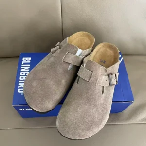 Custom Germany Outdoor Flat Sandal Mules Clog Real Leather Suede Women’s Cork Foot Bed Solid Clog Fur Women’s Shoe