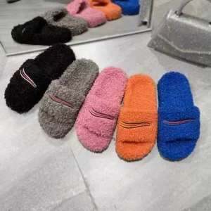 Custom High Quality Furry Fuzzy Designer Slippers Sandals Women Fur Slides Shoes