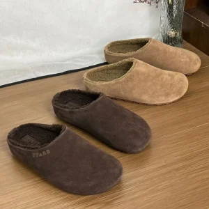 Custom Winter Leather Clog Slippers Suede Leather Warm Fur Lined Women Casual Flat Clogs for Ladies