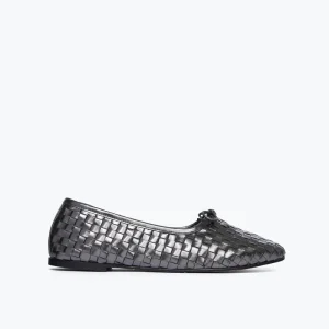Custom Women Shiny Genuine Leather Woven Mary Jane Flat Shoes Fashion Boat Loafers Slip-On Closure for Spring and Autumn Seasons