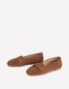 Custom made Women’s Shoes Soft Slip on Loafers Platform Heels Fashionable and Casual Style Suitable for Everyday Wear