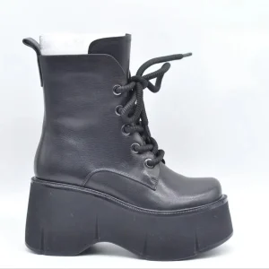 Designer Genuine Leather Style Classic Women’s Boots Popular High Platform Round Toe Women’s Ankle Boots