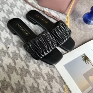 Designer Women’s Open Toe Breathable Summer Slides Classic Letter Pattern Wide Flat Flip-Flops Fashionable Slipper Sandals