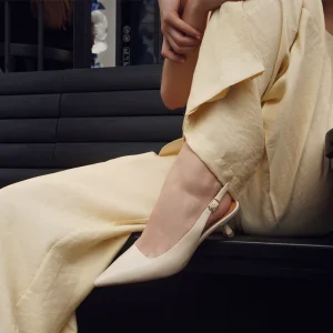 Elegant Comfortable Low Heeled Shoes with Fine Pointed Tips for Spring and Summer Commuting Women’s Shoes