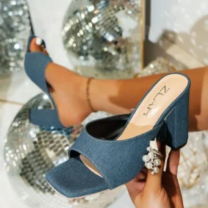 European American Spring Women’s Heeled Sandals Square Head High Heel Slippers Triangle Thick Heel Plus Size New Collection