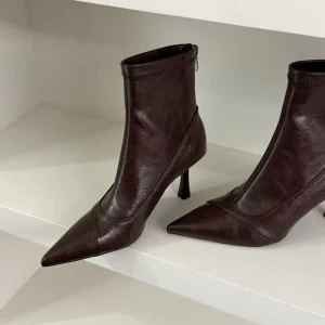 European and American Wind Thin Soft Women’s Ankle Boots Pointed Toe Rear Zipper Flat Heel Summer Solid Color