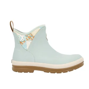 Factory Women Ankle Rain Boots Fashion Wellington Boots Waterproof Natural Rubber Garden Shoes OEM ODM Supplier