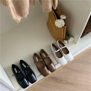 Factory Women’s Single Mid-heel Small Leather Shoes with One-line Mary Jane Flats for Women