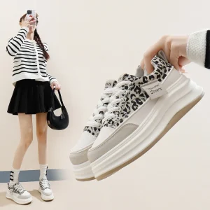Fashion Breathable Sports Women’s Shoes Trendy Casual Sports Shoes Chunky Sneakers Thick Bottom for Women