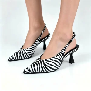 Fashion Trend Women’s Pointed Toe 7CM Stiletto Heel Pumps Closed Toe Mixed Colors Animal Print Back Strap Heeled Sandals