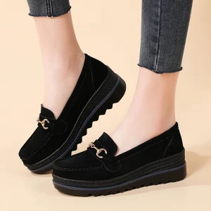 Fashion Versatile Women’s Bean Flats Casual Lightweight Anti Slip Durable Walking Shoes Large Size Breathable Single Shoes ODM