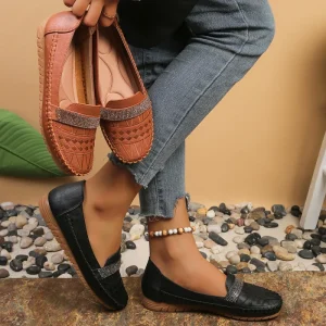 Fashion Women’s Embroidered Loafers Rhinestone Decor Slip On Flat Shoes Comfortable Non Slip Moccasin Casual Shoes