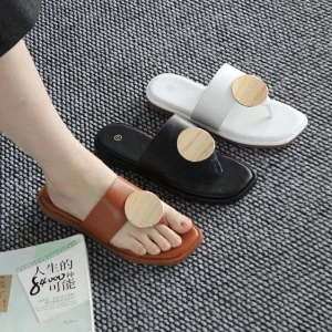 Fashionable Beach style Flat Outdoor Comfortable Slip on Retro Women’s Sandals with Open Toes