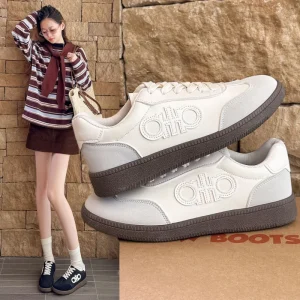 Fashionable Breathable Sporty Lace up Women’s White Skate Sneakers for Summer Winter Spring Autumn