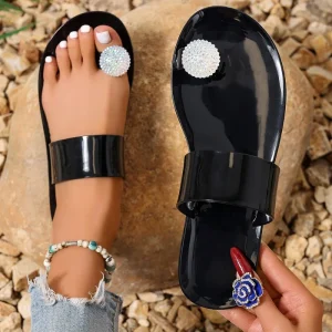 Fashionable Light Weight Breathable Solid Color Platform Beach Sandals Women’s Large Size Toe Flats Rhinestone Open Back Counter