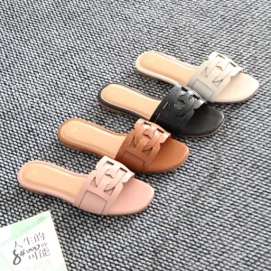 Fashionable Open Toe Summer New Style Sandals Flat Bottom Breathable and Lightweight Women’s Slippers Durable