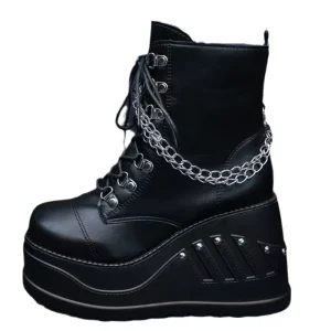 Fashionable Short Leg Women’s Boots with Thick Sole and Rivets Trendy Boots with Sloping Heel and Oversized Women’s Boots