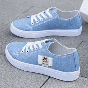 Fashionable Women’s Sneakers Breathable Mesh Flat Tennis Shoes for Casual Walking and Running Trendy for Autumn and Spring