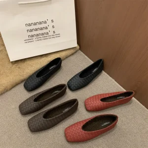 Flat Retro Red Fleece-Lined Slip-On Anti-Slip Women’s Autumn Winter Square Toe Loafers
