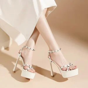 French-style Waterproof Platform One-way Cross-strapped High-heeled Women’s Exquisite Rivet Thin Heel Open-toe Sandals