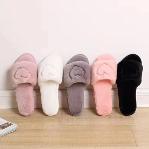Good Quality Women’s Winter Fur Slippers Warm Flats for Home Use Indoor Plush Slides for All Seasons