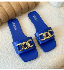 High Quality Luxury Women’s PVC EVA Flat Bottom Summer Slippers Soft Single Strap Sandals with Metal Chain Decoration