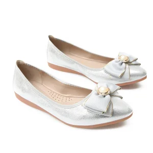 High quality Fashionable Comfortable Ladies Flat Shoes Durable and Wear resistant PU Autumn Pointed Toe Loafers