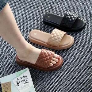 High-quality Summer Casual Outdoor Women’s slippers and Sandals Slip-on Lightweight Ladies Sandals Breathable Sandals