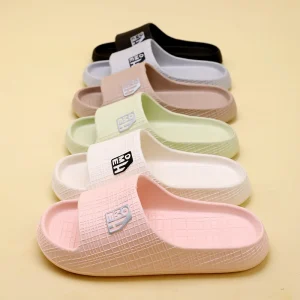 Home Slippers Men’s and Women’s Summer Indoor Bathroom Bath Non-slip Couple Simple Light