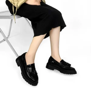 Horse Clasp Loafers Women’s Flat Shoes British Style Moccasins Casual Office Ladies Flats Slip-On Shoes